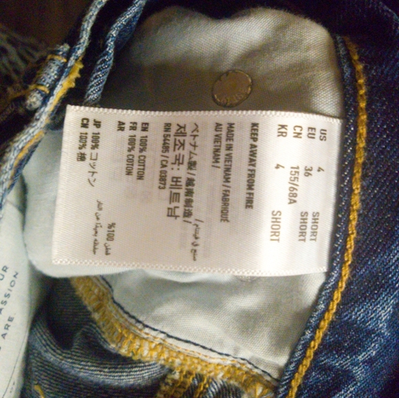 American Eagle Floral Embroidered Vintage Hi Rise‎ Raw Hem Jeans Size 4 Short - Picture 9 of 9